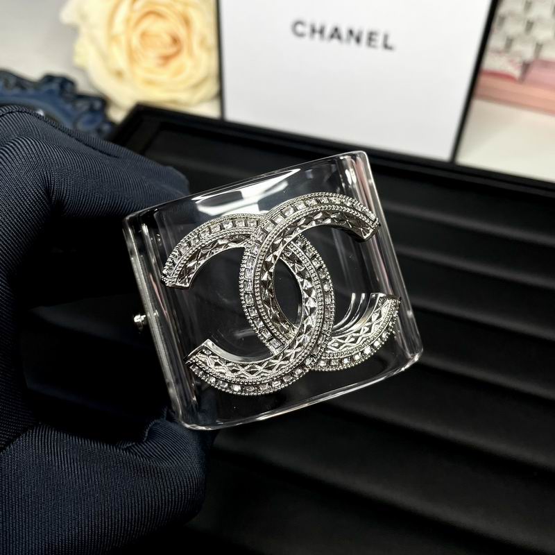Chanel bracelet 1lyx6
